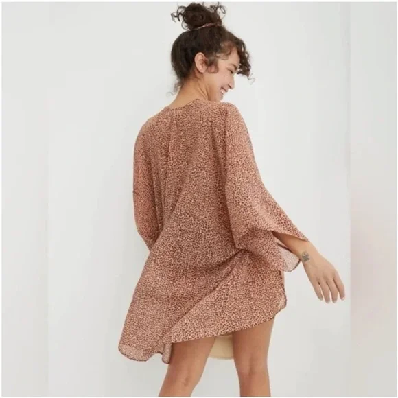 NWT Aerie Chiffon Cape in Raw Sienna - Picture 3 of 6